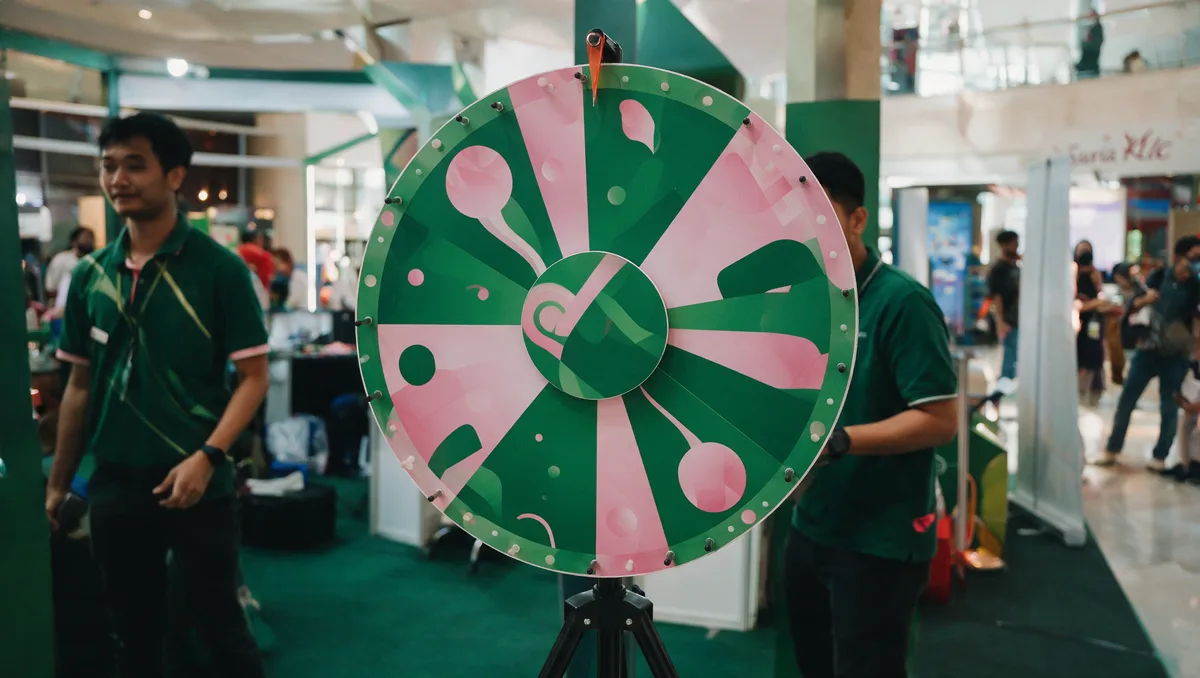 Lucky Spin Stand